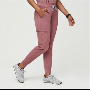 Figs Mauve Zamora joggers NWT